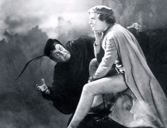 Parliamo di … “Faust: metamorfosi di un mito” con Elena Giovannini, Professoressa di Letteratura tedesca, Università del Piemonte Orientale.